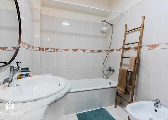 Nomad's Surf And Sunset Haven - Ocean View In Apartamento