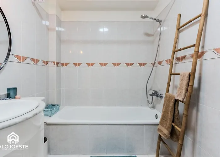 Nomad's Surf And Sunset Haven - Ocean View In Apartamento